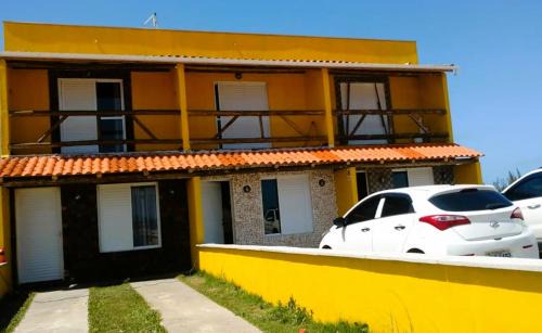 Jaguaruna House | Oceanfront Retreat at Recanto das Pedras with Stunning Views
