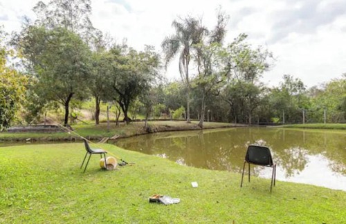 Aracoiaba da Serra House | Ideal Getaway at Recanto do Lago: Pet-Friendly & Pool Access