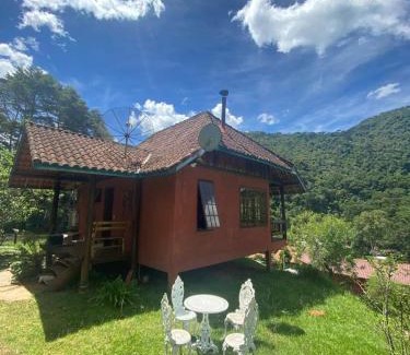 Centro Ski Chalet | Family-Friendly Getaway at Recanto do Sol Visconde de Mauá