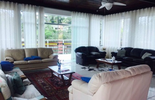 Tenorio Hotel | Family-Friendly Retreat at Recanto do Teimoso Ubatuba