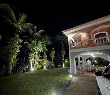 Peruibe House | Inviting Recanto Dom José: Oceanfront Oasis with Pool & Spa