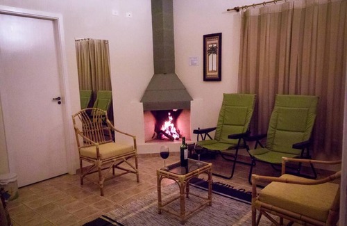Monte Alegre do Sul House | Charming Recanto dos Beija Flores: Oceanfront Oasis Awaits