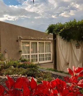 Garibaldi Apartment | Inviting Recanto dos Pássaros: Guest Rated 9.8/10, Pet Friendly