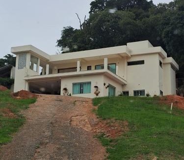 Bueno Brandao House | Recanto Feliz na Terra das Cachoeiras