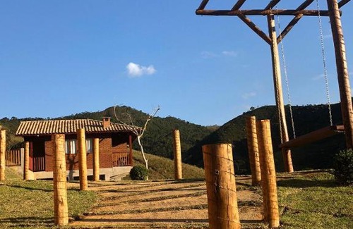 Centro Cabin | Exceptional Stay at Recanto João de Barro with Hot Tub