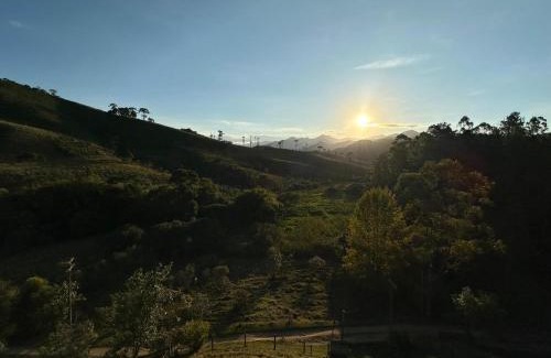 Centro Cabin | Exceptional Stay at Recanto João de Barro with Hot Tub