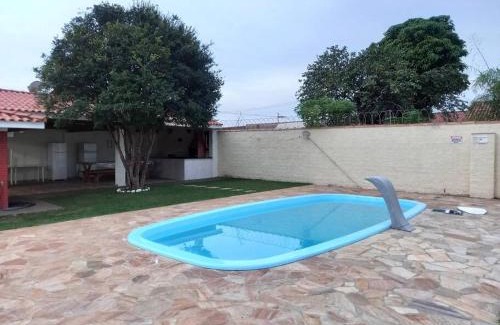 Sao Pedro House | Tranquil Retreat with Pool and BBQ in the City