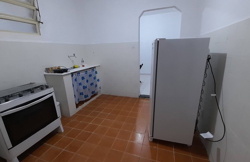 Praia Grande House | Cozy Recanto Lodging: Pet-Friendly Family Retreat