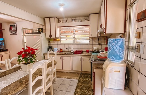 Rio Vermelho Sul House | Cozy Recanto by the Lagoon in Rio Vermelho, Pet Friendly