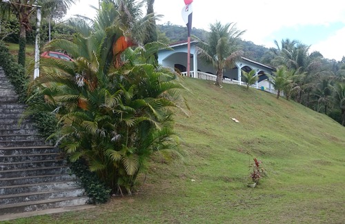 Pedro de Toledo House | Guest Rated 10/10: Recanto Tricolor Farm with Pool & Games