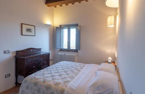 Montalto delle Marche House | Recchi Franceschini Bike Hotel: Pet-Friendly Ocean Views