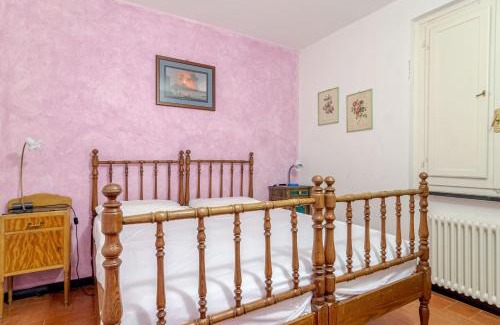 Recco Apartment | Relaxing Recco Apartment with Pool and Scenic Views