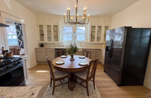 Rock Springs House | Recently Renovated Cottage in Rock Springs - 3 bedrooms