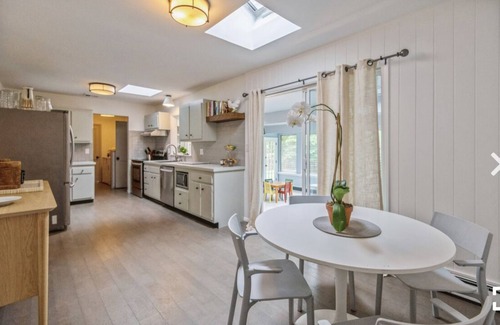 Clearwater Beach House | Updated 3BR Beach House in Exclusive Clearwater Community