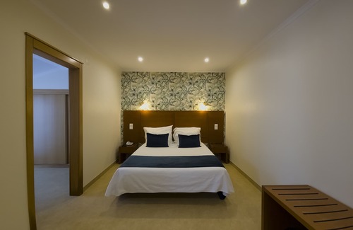 Sao Pedro da Cadeira Bed & Breakfast | Discover Hospedaria Recomeçar: Relaxing Spa & Family-Friendly
