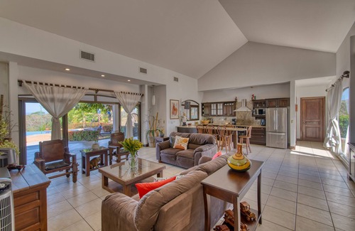 Tarcoles Villa | Reconnect with Nature: Private Pool & Ocean View Retreat