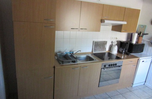 Emden Apartment | Idyllic Cottage Retreat on the Dike in Emden, East Frisia