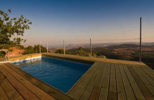 Amirim Cabin | Experience Red and White: Pool, Hot Tub & Perfect 10 Rating