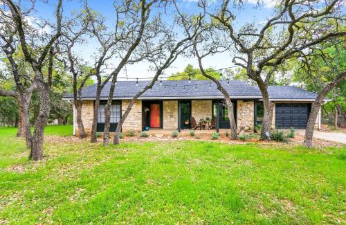 Wimberley House | Family-Friendly Red Bird Cottage with Pet Amenities