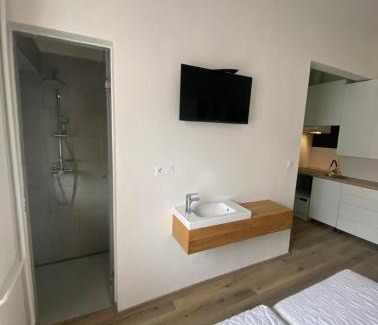 Ostrava City Centre Apartment | Stylish Red&Black Apartment in City Center, Pet & Child Friendly
