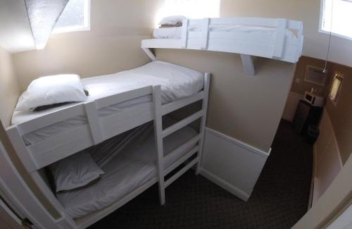 Ronks Hotel | Family-Friendly Red Caboose Motel with Dining Options