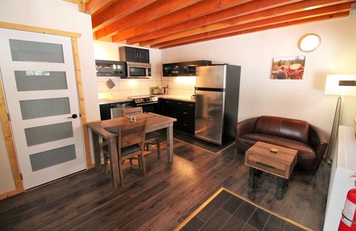 Anahim Lake House | Scenic Garden View Apartment at Red Cariboo Resort