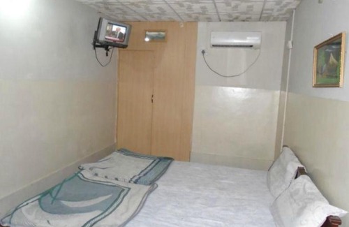 Sukkur Hotel | Budget-Friendly Stay at Red Carpet Hotel with Breakfast Included