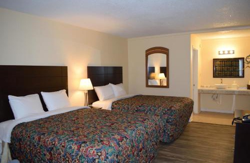Gold Rock Hotel | Budget-Friendly Stay at Red Carpet Inn Battleboro