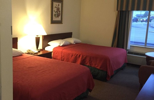 Chambersburg Hotel | Budget-Friendly Red Carpet Inn Chambersburg with Breakfast