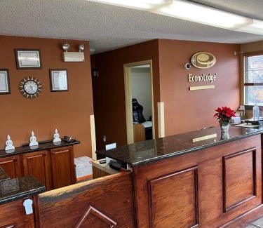 Dumfries Hotel | Pet-Friendly Hotels in Dumfries, VA for Family Getaways