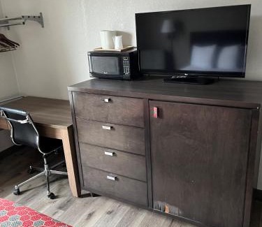 Dumfries Hotel | Pet-Friendly Hotels in Dumfries, VA for Family Getaways