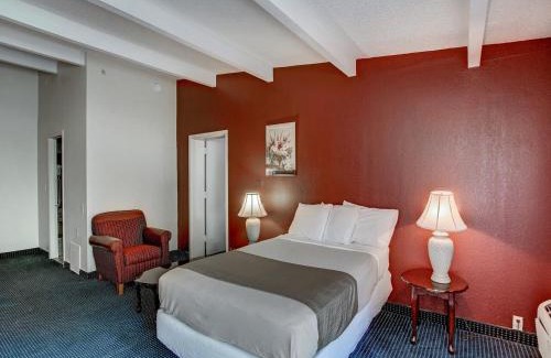 Cedar Knolls Hotel | Budget-Friendly Red Carpet Inn Whippany with Family Amenities