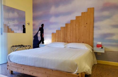 Bari City Centre Bed & Breakfast | Family-Friendly Red Carpet Rooms with Exceptional Reviews