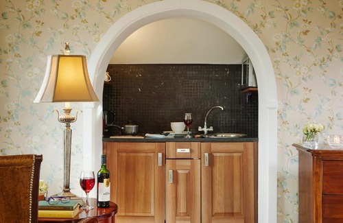 Spanish Point Apartment | Discover Red Cliff Lodge: Guest Rated 9/10 Stay