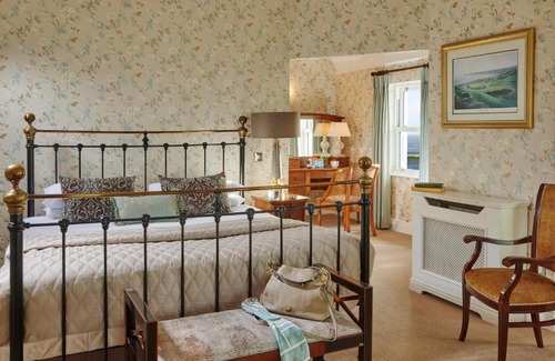 Spanish Point Apartment | Discover Red Cliff Lodge: Guest Rated 9/10 Stay
