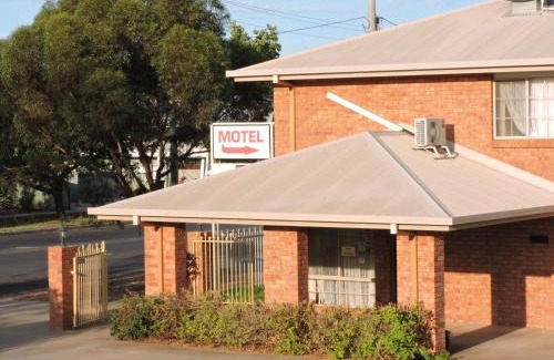 Red Cliffs Hotel | Relaxing Stay at Red Cliffs Colonial Motor Lodge, Mildura