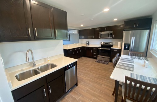 Madison House | Cozy Red Cottage with Pool, Spa & Kid-Friendly Amenities