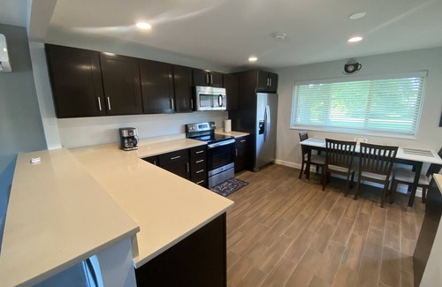 Madison House | Cozy Red Cottage with Pool, Spa & Kid-Friendly Amenities