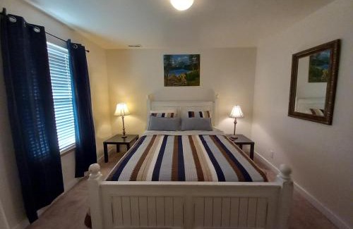 Paragonah Bed & Breakfast | Family-Friendly Getaway at Red Creek Inn and Farm