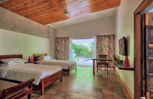 Chandrapur Hotel | Top Rated Red Earth Tadoba: Family-Friendly with Pool
