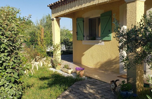 Lecques House | Discover Red Earth Villa: Oceanfront Bliss with Pool