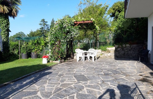Arizzano House | Relax at Red Fountain House with Ocean Views & Pet-Friendly Perks