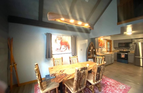 Alpine Lake Cabin | Discover RED FOX: Alpine Lake Resort with Amazing Amenities