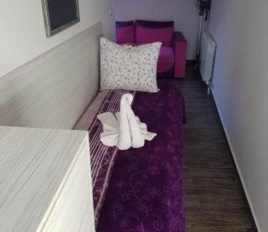 Vranyantsi Hotel | Red House: Premier Ocean View Retreat with Spa & Pet Access