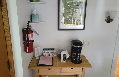 Rochester House | Pet-Friendly Red Juniper House Near Mayo Clinic - 10/10 Rating