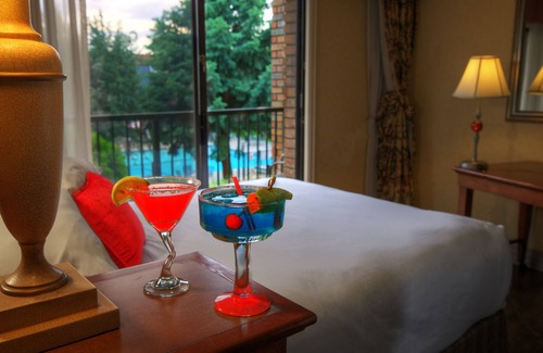 Pasco Hotel | Convenient Red Lion Hotel Pasco Airport & Conference Center