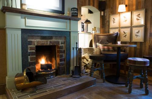Cotebrook Bed & Breakfast | Exceptional Stay at Red Lion Inn with Breakfast Included