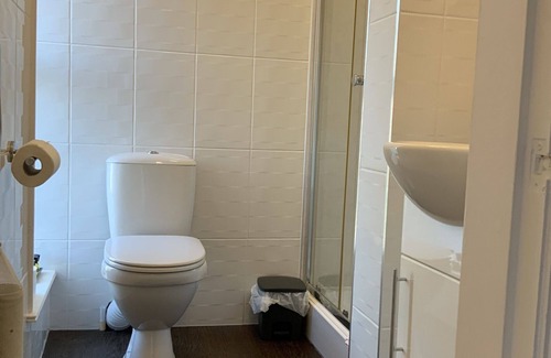 Partney Hotel | Experience Comfort at Red Lion Inn Partney - 4-Star Haven