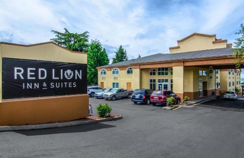 Des Moines Hotel | Convenient Stay at Red Lion Inn & Suites Des Moines
