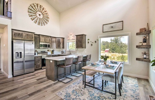 Red Lodge House | Red Lodge Retreat with Patio, Minutes from Downtown!
